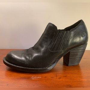 Born black leather shoes